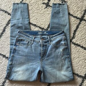Old Navy Rockstar super skinny high rise jean